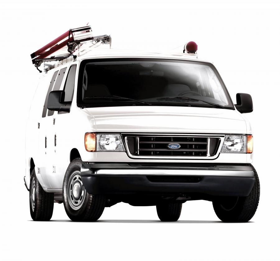  Ford E Series 2003 года  (фото 3 из 18)